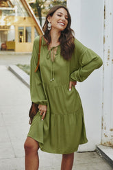 Lockeres Kleid mit Vintage-Krawatten